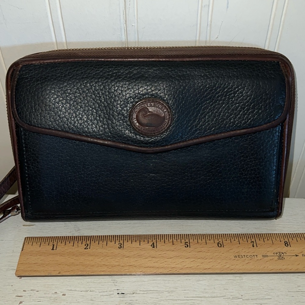 Vintage Dooney & Bourke all weather leather zip around crossbody wallet clutch